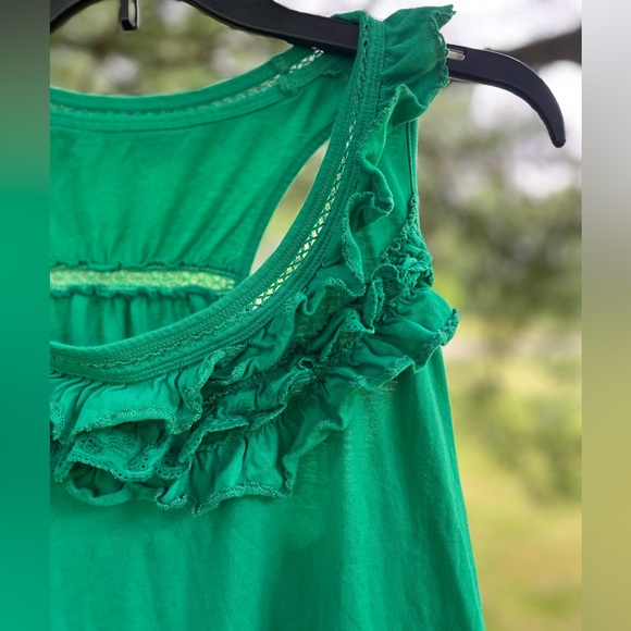 Tank top- xs women/juniors baggy/loose fit, cute ruffle & detail at neck & edge - Picture 2 of 11